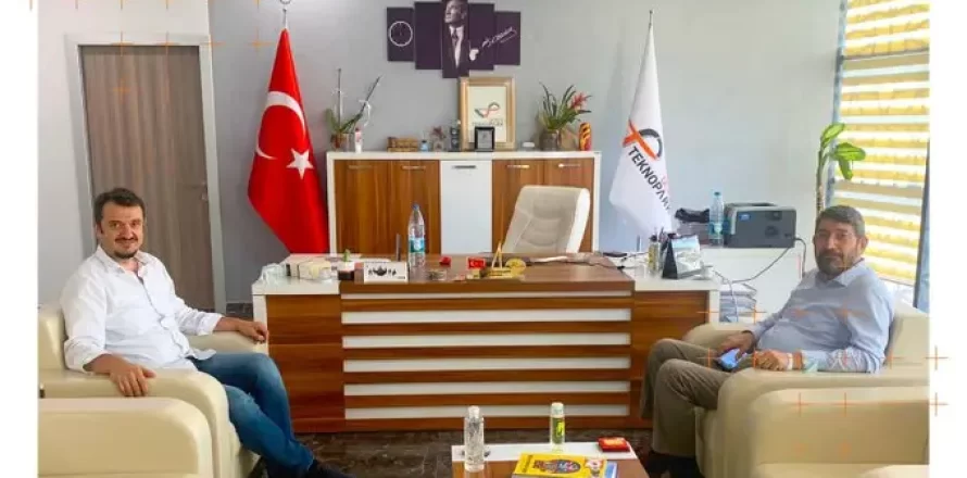artvin-coruh-universitesi-rektor-yardimcisi-prof-dr-mehmet-ersoyun-duzce-teknoparka-ziyareti (1)