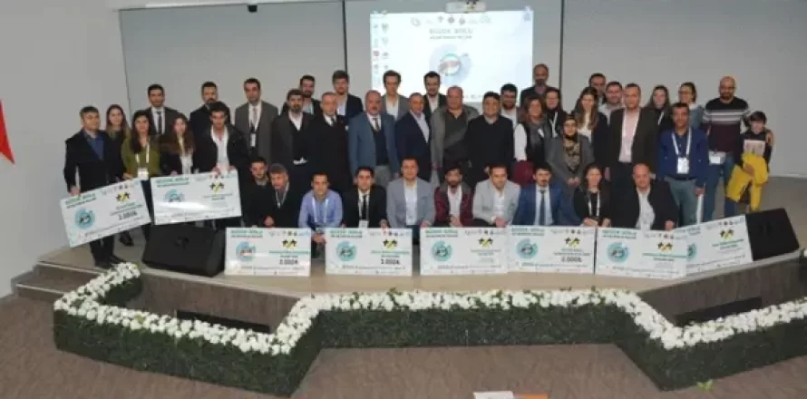 duzce-bolu-ar-ge-proje-pazarinda-dereceye-girenler-odullerini-aldi