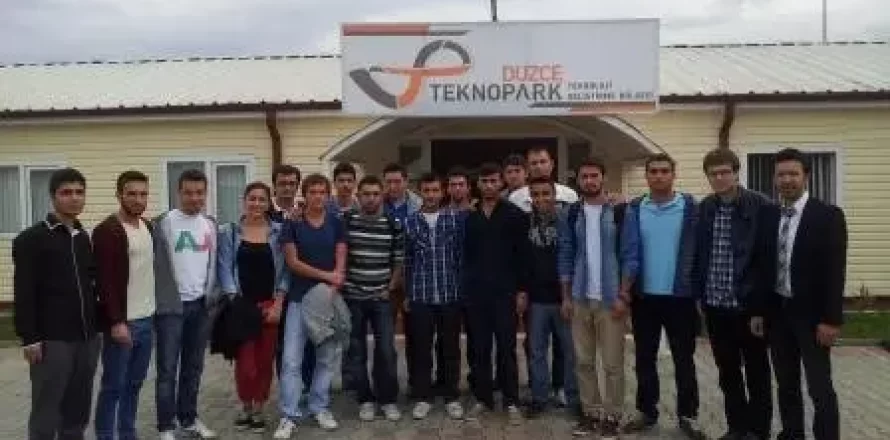 duzce-teknopark-genc-girisimcileri-agirladi-2