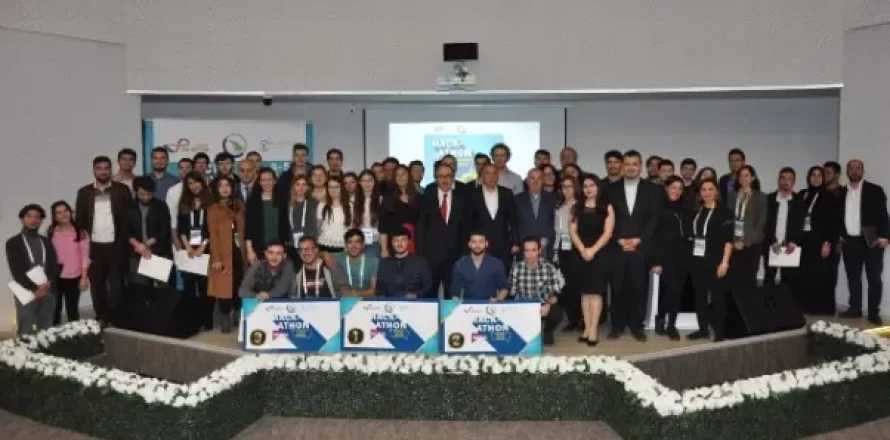 hackathon-duzce-etkinliginde-basarili-girisimciler-belli-oldu